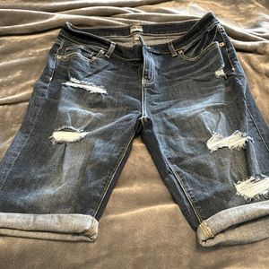 Soho New York and Company Bermuda shorts. Size 10. Great condition.